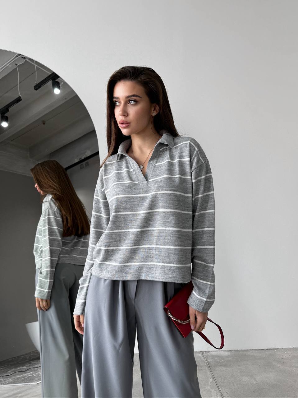 Pilkas megztinis Silo