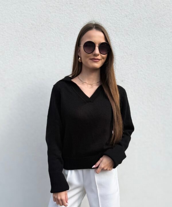 Bono juodas megztinis