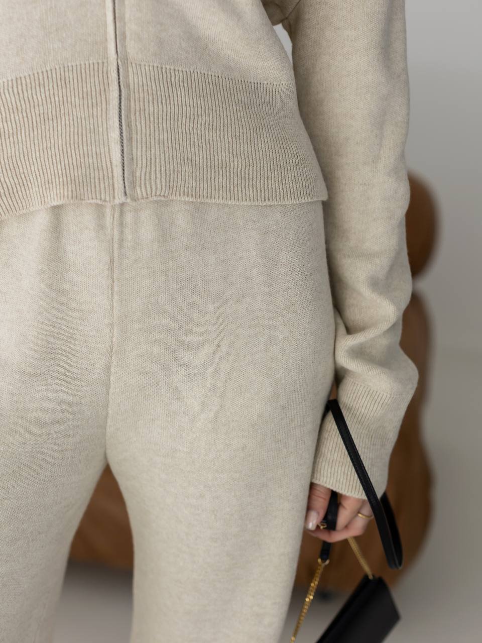 Velo kreminis kostiumėlis - Image 9