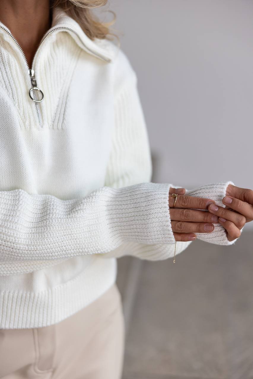 Baltas megztinis Sora - Image 4