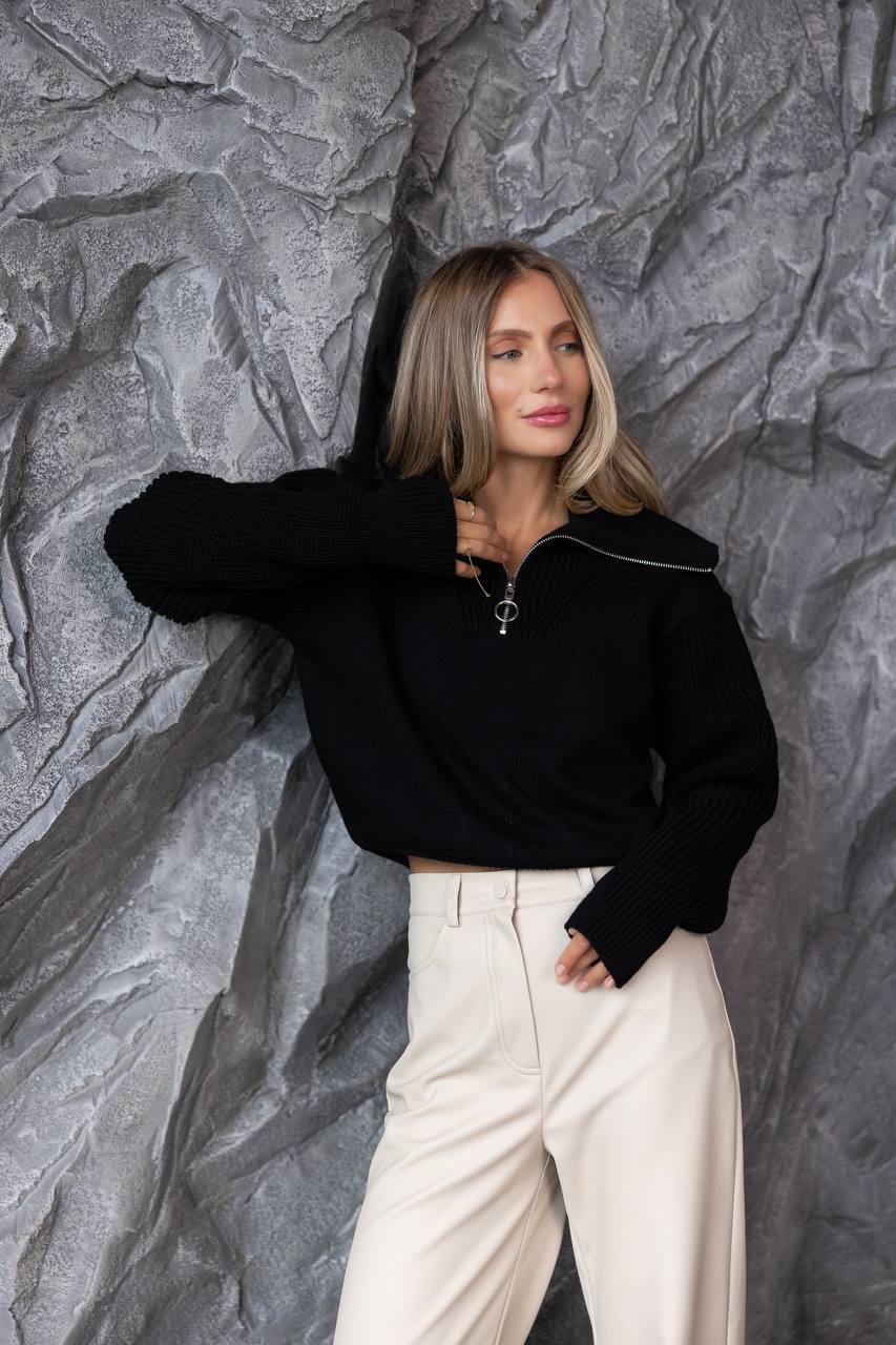Juodas megztinis Sora - Image 2