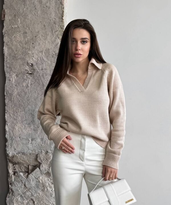 Kreminis megztinis Bono