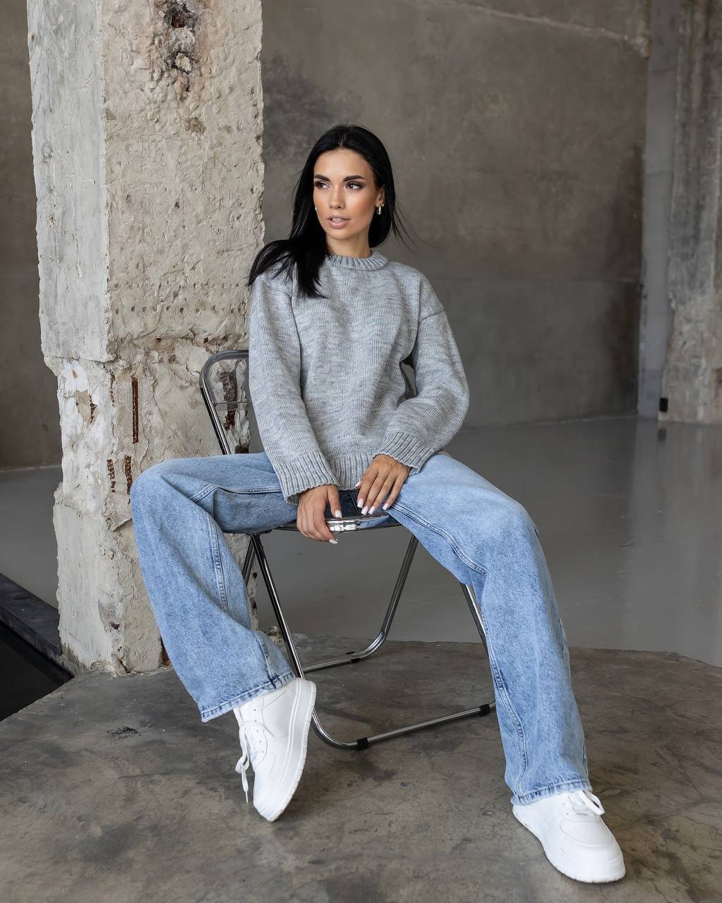 Nero šviesiai pilkas megztinis - Image 5