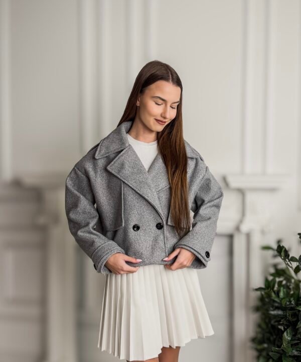 Aila pilkas švarkas