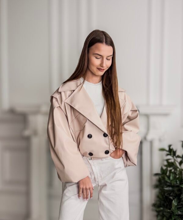 Aria kreminis švarkas