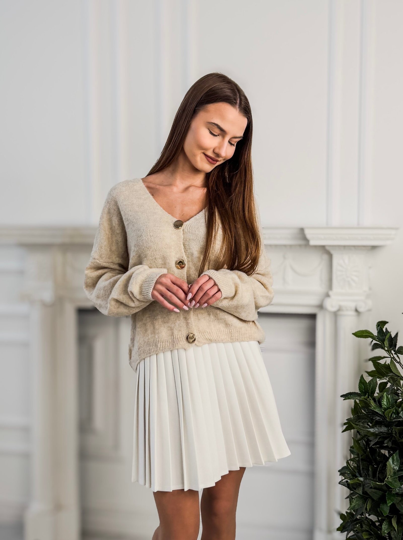 Mara kreminis megztinis su sagomis - Image 2